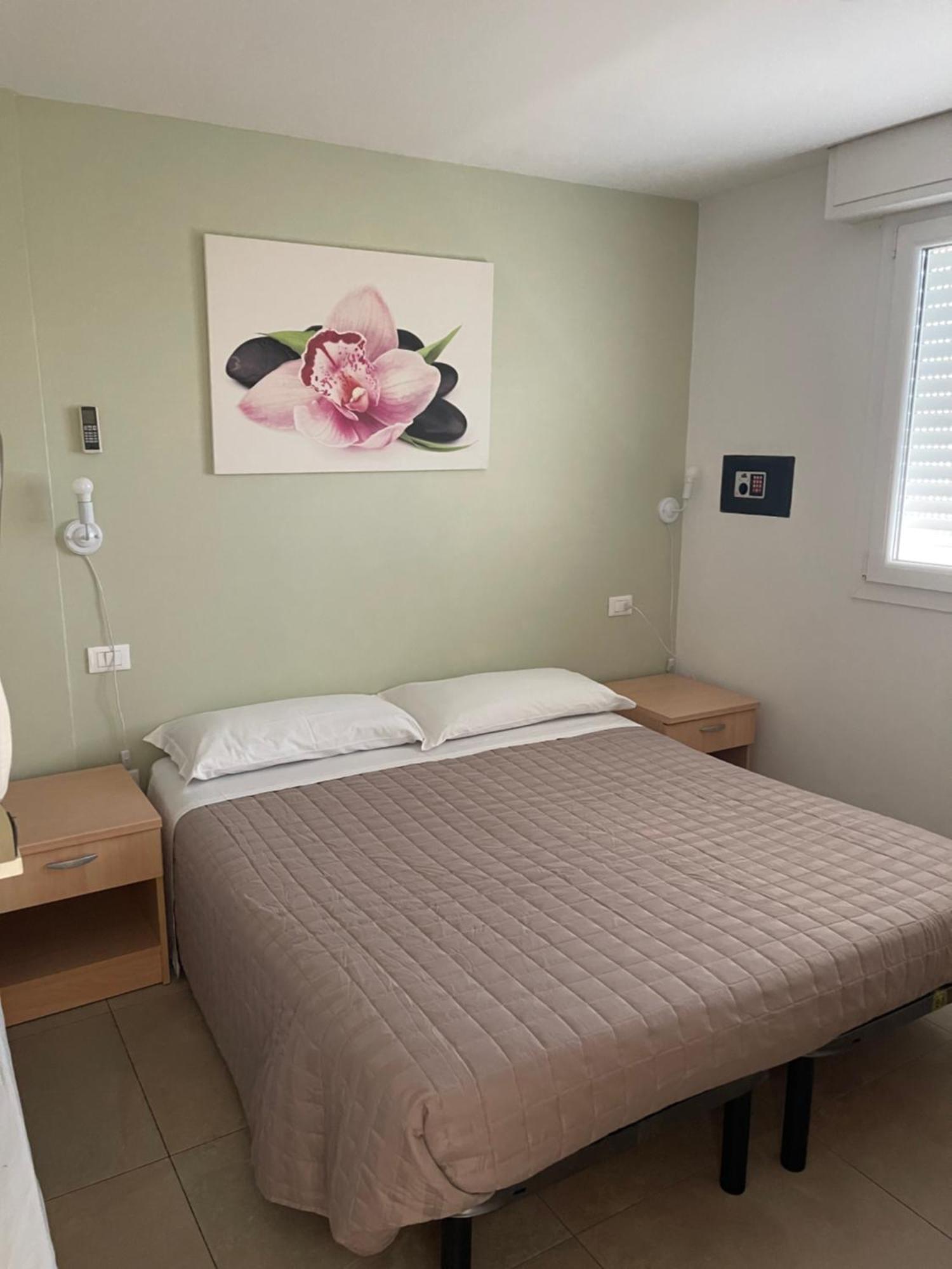 Residence Siesta Rimini Zewnętrze zdjęcie